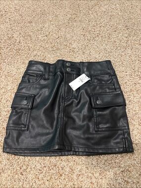 GAP Black Faux Leather Cargo Mini Skirt